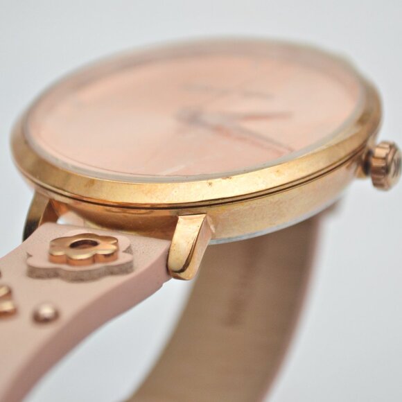 Michael Kors Women's Watch MK2823 with Flaws - Picture 7 of 9